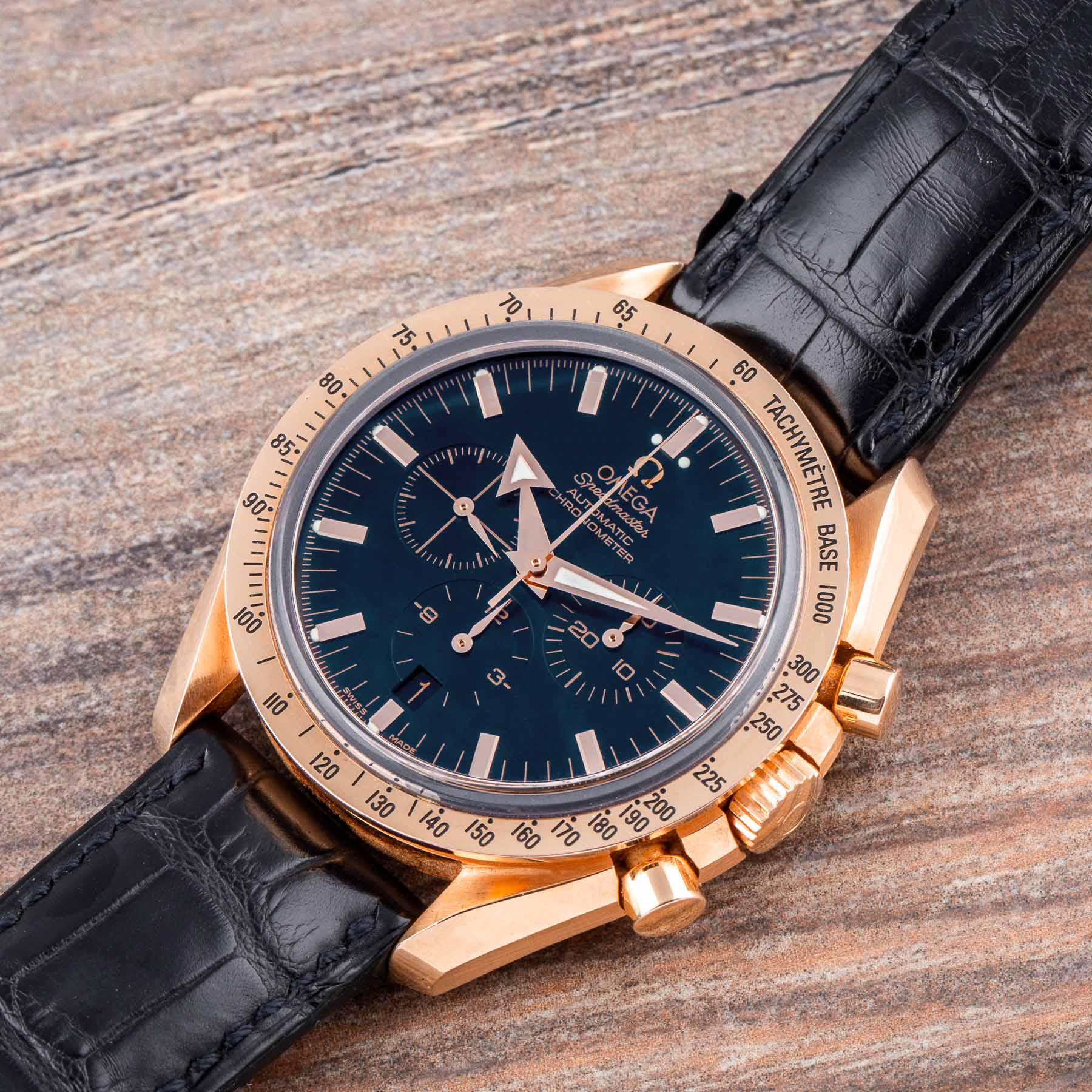 Caso Watches SPEEDMASTER BROAD ARROW 18KT PINK GOLD REF. 3653.80