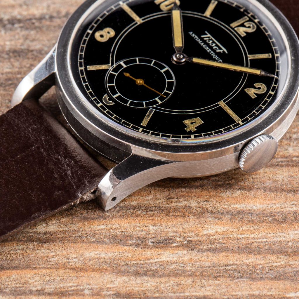 Caso Watches STAINLESS STEEL GILT DIAL OVERSIZE Caso Watches