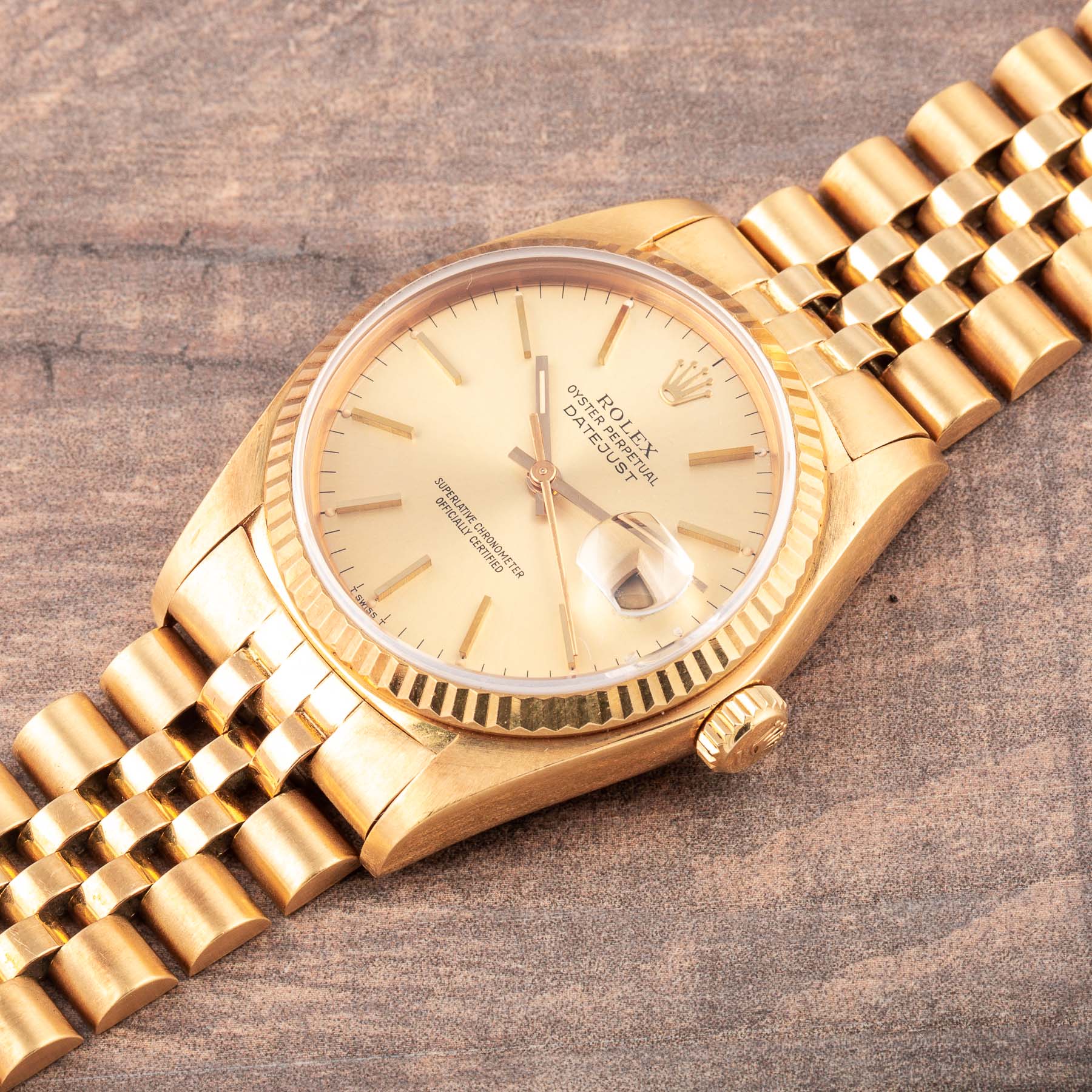 Rolex DATEJUST 16018 YELLOW GOLD BOX AND PAPERS